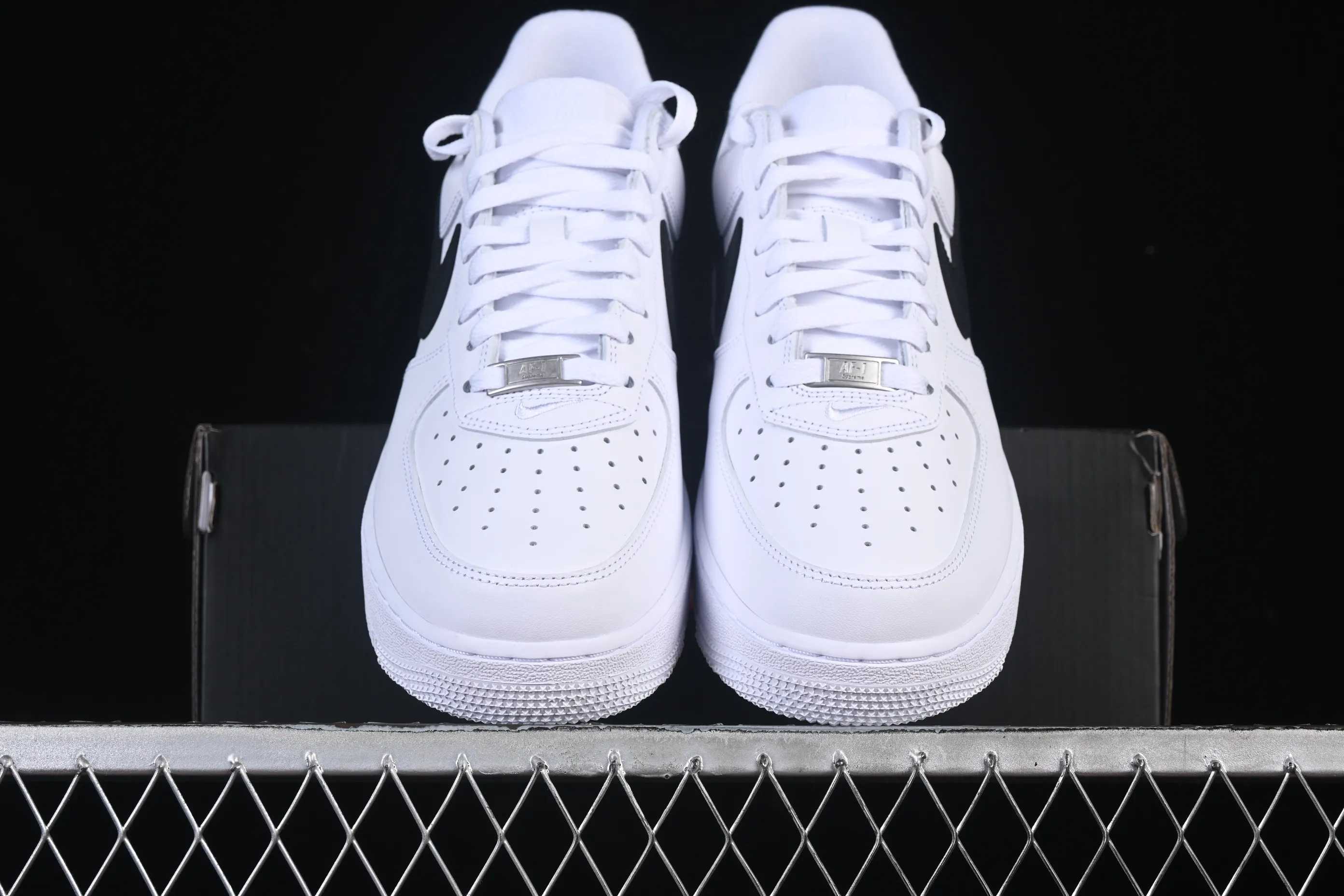 All categories Nk Air Force 1 Air Force series Nk Air Force 1 Low Air Force low-top GX foreign trade version Supreme x Nike Air Force 1'07 Low joint model Air Force 1 low-top casual sneakers CU9225-102